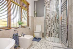 Photo 34- click for photo gallery